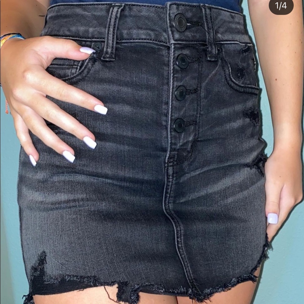 AE skirt